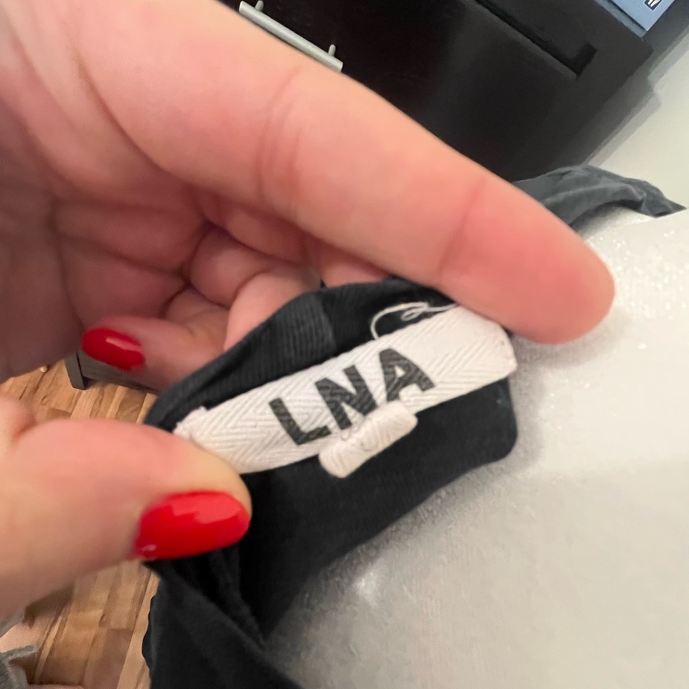**LNA** Women's Black Top - Picture 6 of 7